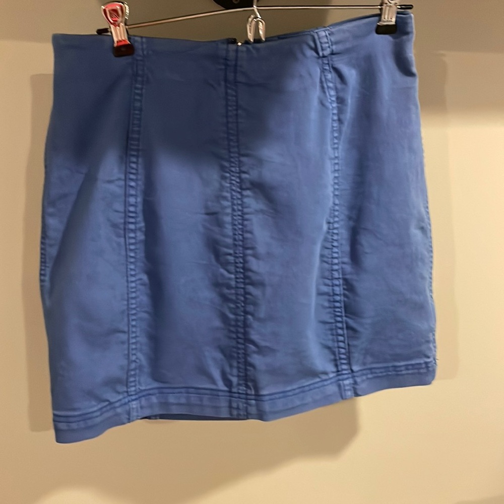 Free people skirt, a little wear at waist band